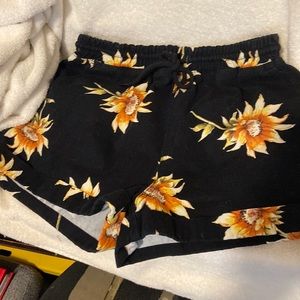 Cute floral shorts